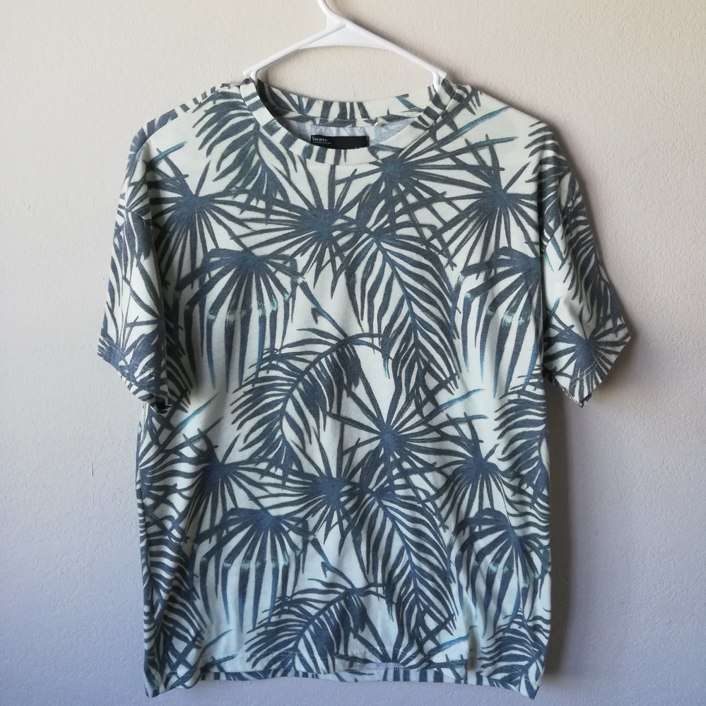 Vintage Bershka Green and Gray Short Sleeve Tee with Tropical Print